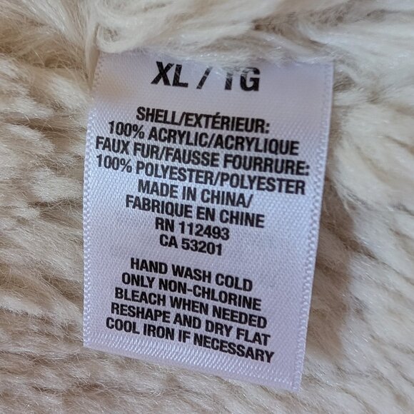 VINTAGE Aeropostale shirling lined fair isle hooded sweater vest red cream XL - Picture 7 of 9